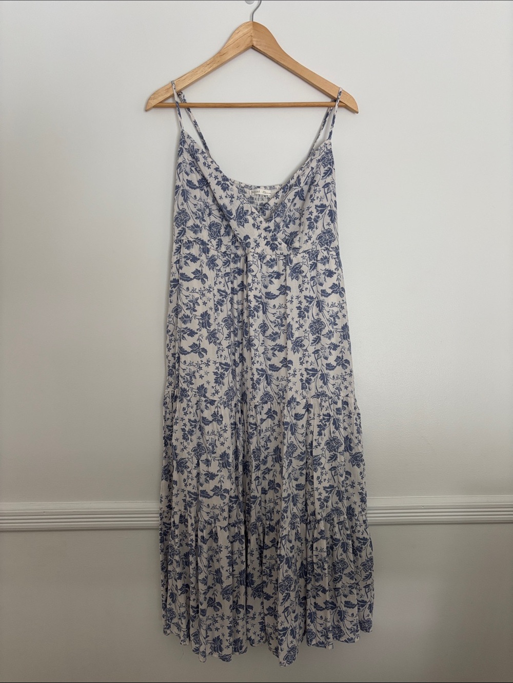 Blue Floral Spaghetti-Strap Maxi Dress